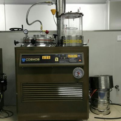 源生態(tài)現(xiàn)代化煎藥中心